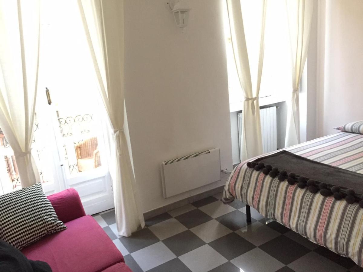 Bed2Go Bed & Breakfast Turin Bagian luar foto